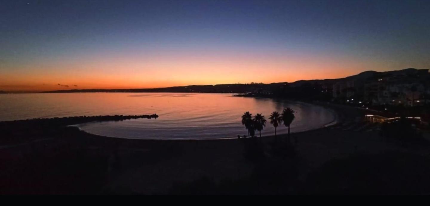 에스테포나 Junto A La Playa Del Cristo Cerca Del Puerto 아파트 외부 사진